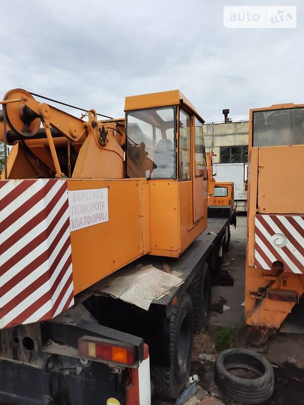Автокран Kato NK 2010 в Києві
