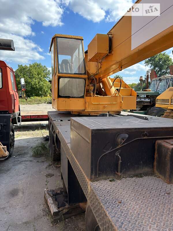 Автокран Kato NK 2010 в Києві