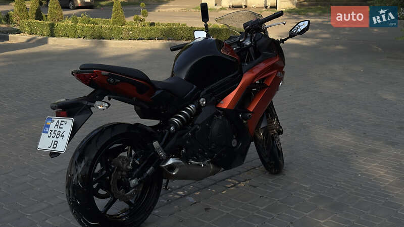 Спортбайк Kawasaki 400 2016 в Кривому Розі