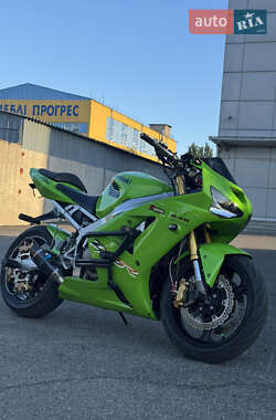 Спортбайк Kawasaki 636 2004 в Дніпрі