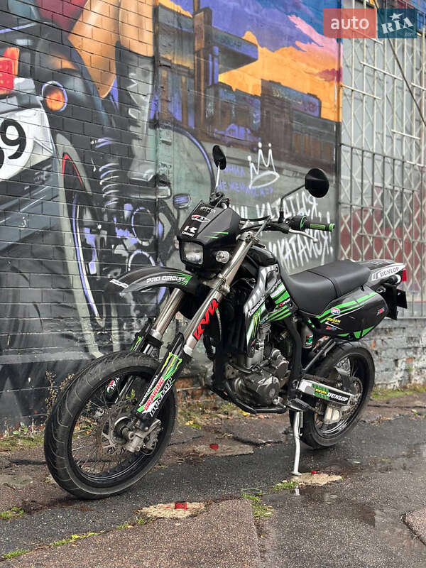 Мотоцикл Супермото (Motard) Kawasaki D-Tracker 2006 в Киеве