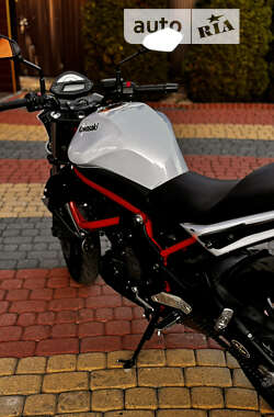 Мотоцикл Без обтікачів (Naked bike) Kawasaki ER-4N 2014 в 