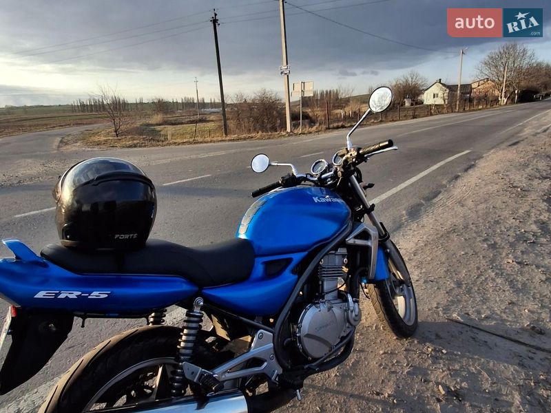 Kawasaki  ER 500 2002