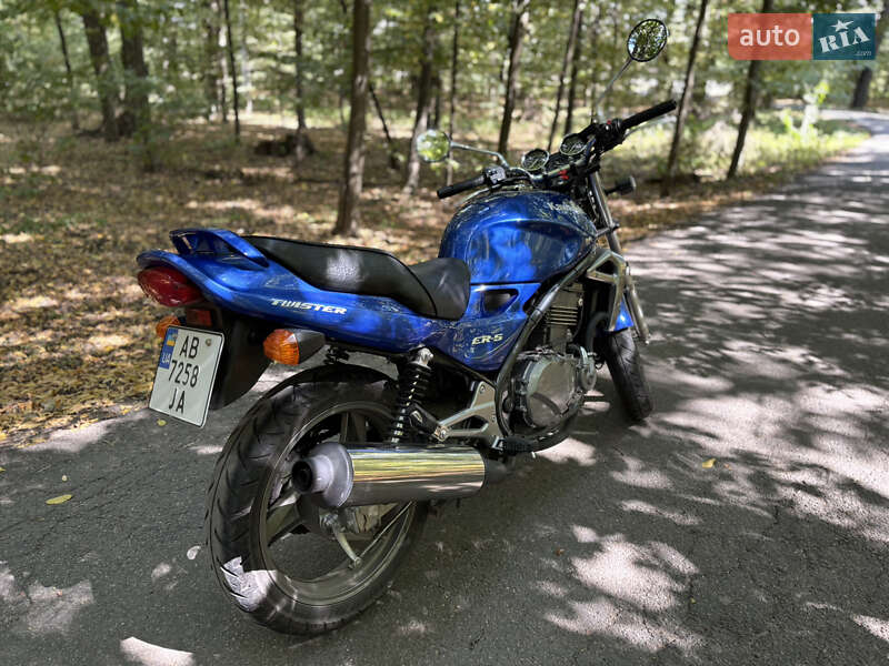 Спортбайк Kawasaki ER 500A 2000 в Виннице