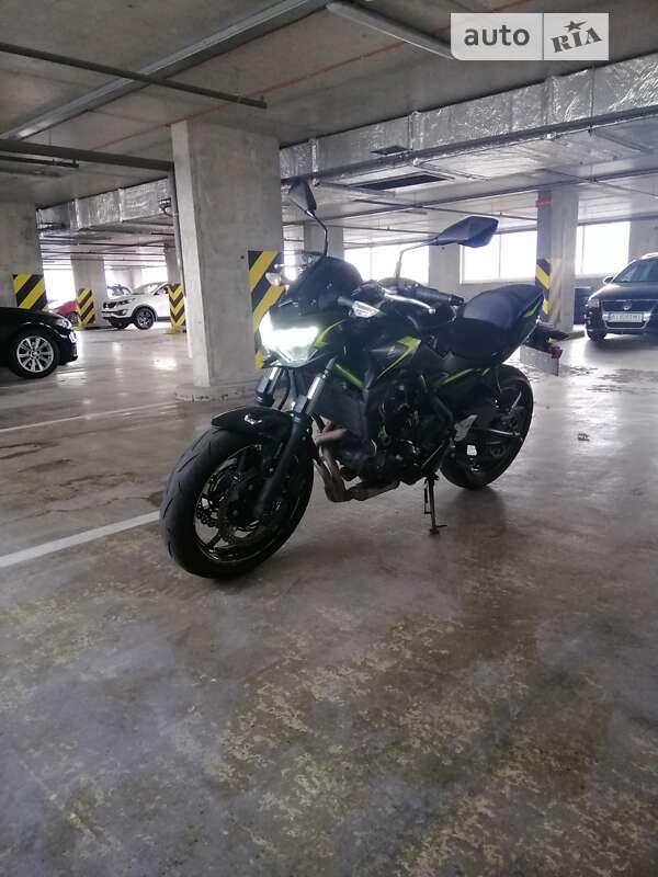Мотоцикл Без обтекателей (Naked bike) Kawasaki ER 650 2022 в Киеве