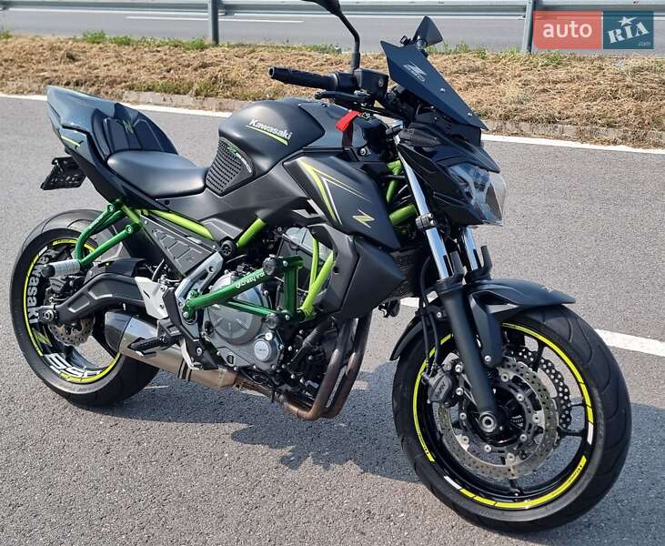 Мотоцикл Без обтікачів (Naked bike) Kawasaki ER 650 2017 в 
