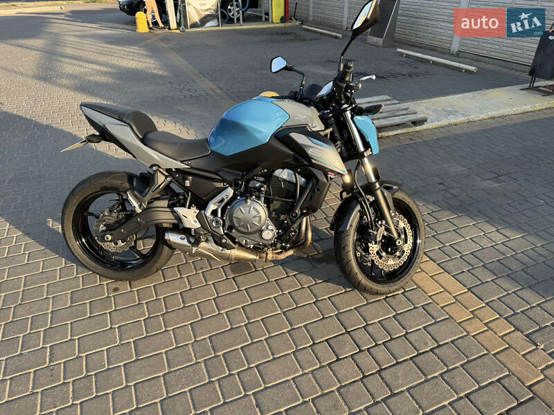 Kawasaki ER 650 2018