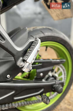 Мотоцикл Без обтекателей (Naked bike) Kawasaki ER 650 2021 в 