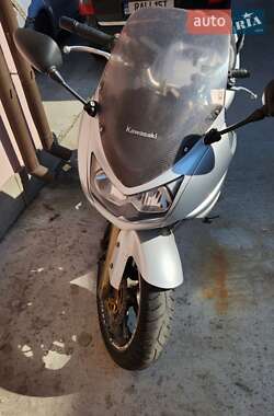 Мотоцикл Спорт-туризм Kawasaki ER-6F 2006 в 