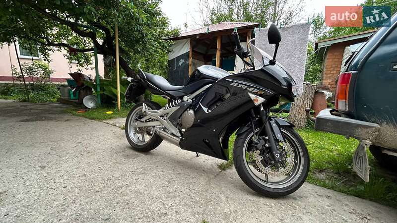 Мотоцикл Без обтекателей (Naked bike) Kawasaki ER-6F 2008 в Киеве фото 18 Мотоцикл Без обтекателей (Naked bike) Kawasaki ER-6F 2008 в Киеве