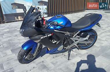 Мотоцикл Спорт-туризм Kawasaki ER-6F 2009 в Киеве