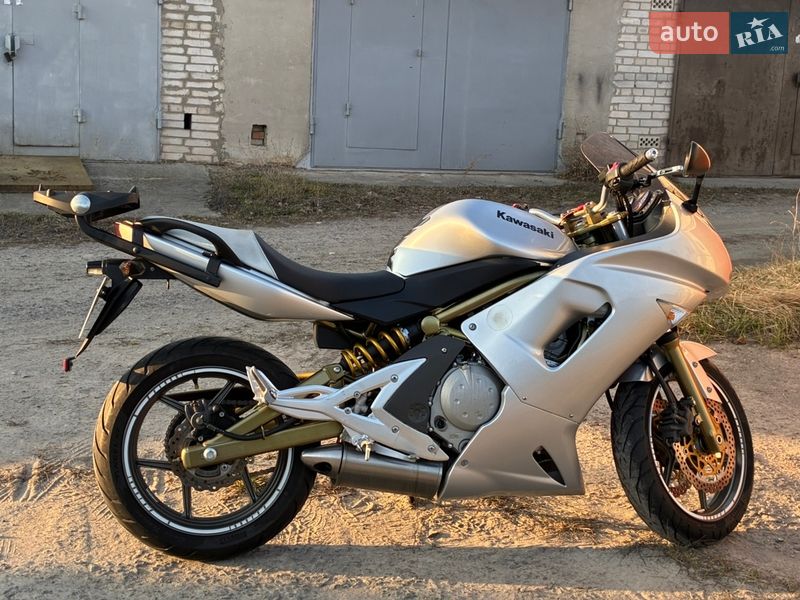 Kawasaki ER-6F 2006
