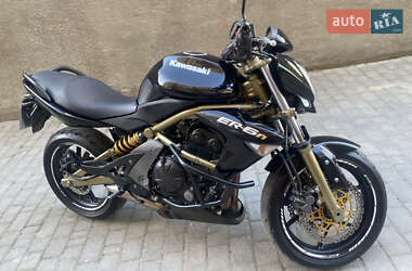 Мотоцикл Без обтекателей (Naked bike) Kawasaki ER-6N 2006 в 