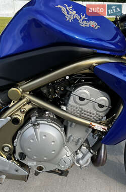 Мотоцикл Спорт-туризм Kawasaki ER-6N 2006 в 
