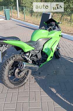 Спортбайк Kawasaki EX 250 2009 в Киеве