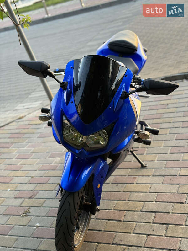 Спортбайк Kawasaki EX 250 2010 в Тернополі