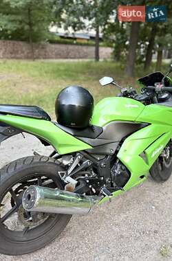 Спортбайк Kawasaki EX 250 2009 в 
