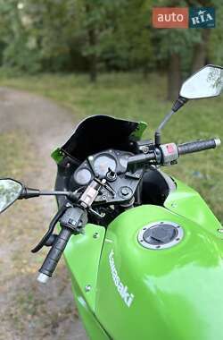 Спортбайк Kawasaki EX 250 2009 в 