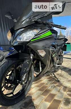 Спортбайк Kawasaki EX 300 2014 в Одессе