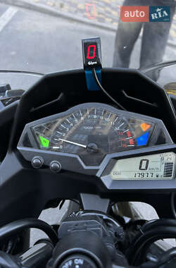 Спортбайк Kawasaki EX 300 2013 в 