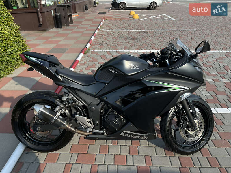 Мотоцикл Спорт-туризм Kawasaki EX 300 2016 в Софіївській Борщагівці