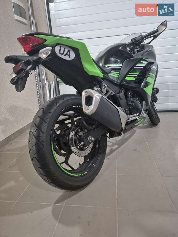 Вантажні моторолери, мотоцикли, скутери, мопеди Kawasaki EX 300 2016 в Вінниці