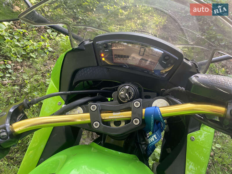 Мотоцикл Спорт-туризм Kawasaki EX 650 2010 в Остер