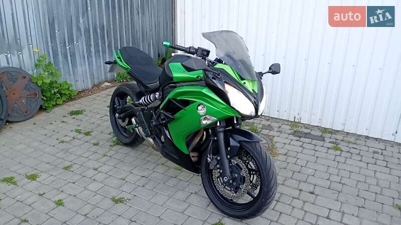 Мотоцикл Спорт-туризм Kawasaki EX 650 2017 в 