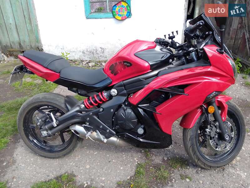 Спортбайк Kawasaki EX 650 2012 в Первомайську