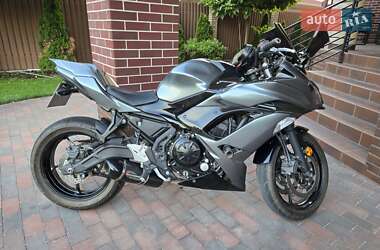 Спортбайк Kawasaki EX 650 2017 в 