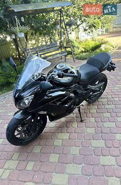 Спортбайк Kawasaki EX 650 2016 в 