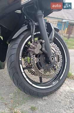 Мотоцикл Спорт-туризм Kawasaki EX 650 2012 в 