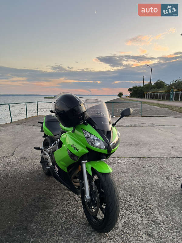 Мотоцикл Спорт-туризм Kawasaki EX 650 2009 в Борисполі