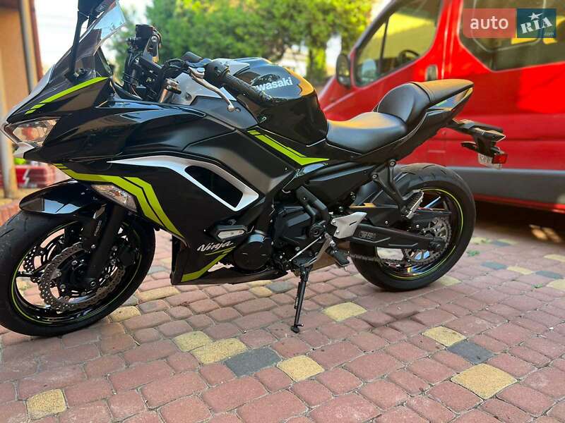 Мотоцикл Спорт-туризм Kawasaki EX 650 2021 в Полтаве