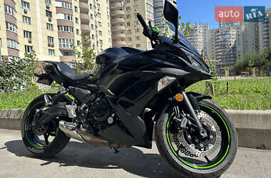 Спортбайк Kawasaki EX 650 2018 в 