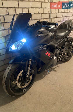 Спортбайк Kawasaki EX 650 2017 в Дніпрі Спортбайк Kawasaki EX 650 2017 в Дніпрі