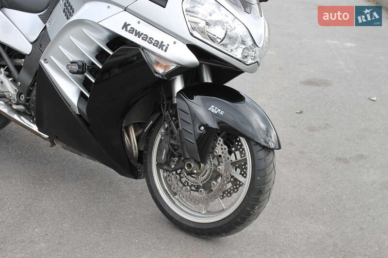 Мотоцикл Спорт-туризм Kawasaki GTR 1400 2011 в Виннице