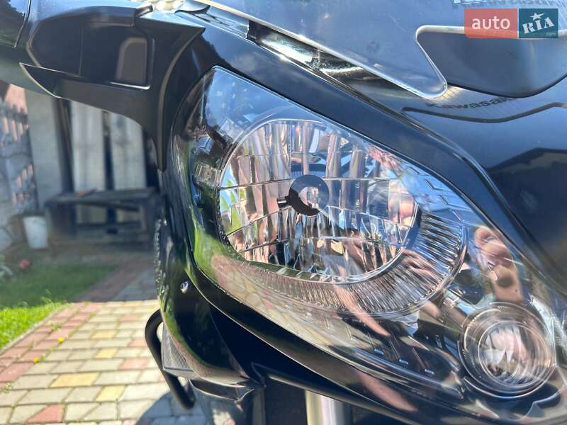 Мотоцикл Спорт-туризм Kawasaki GTR 1400 2014 в Львове
