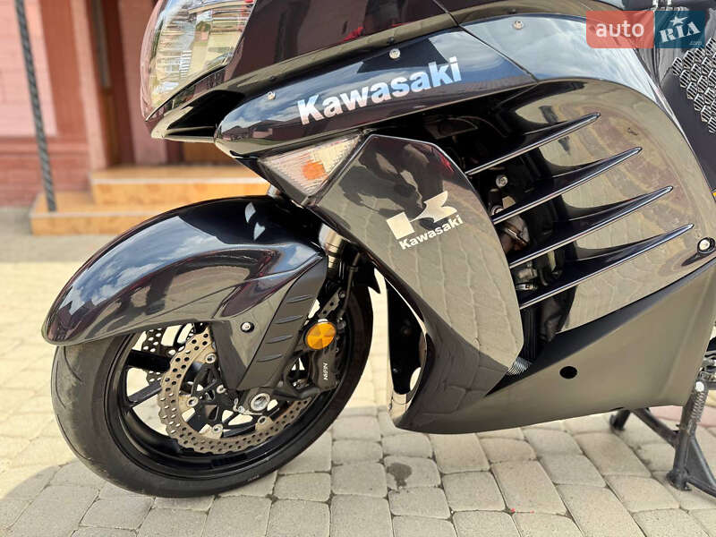 Мотоцикл Спорт-туризм Kawasaki GTR 1400 2015 в Киеве