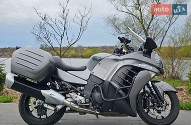 Мотоцикл Спорт-туризм Kawasaki GTR 1400 2016 в Киеве