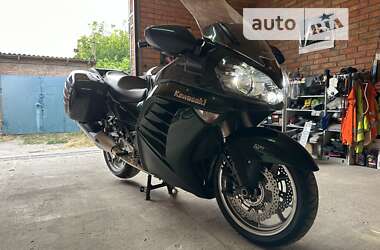 Мотоцикл Спорт-туризм Kawasaki GTR 2013 в Гайсине