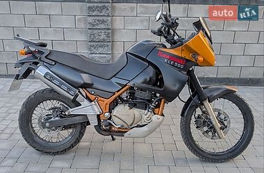Мотоцикл Позашляховий (Enduro) Kawasaki KLE 500 2005 в Рівному