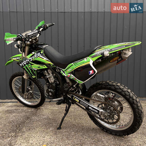 Мотоцикл Внедорожный (Enduro) Kawasaki KLX 250 2006 в Марганце