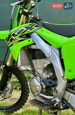 Мотоцикл Кросс Kawasaki KX 450F 2023 в 