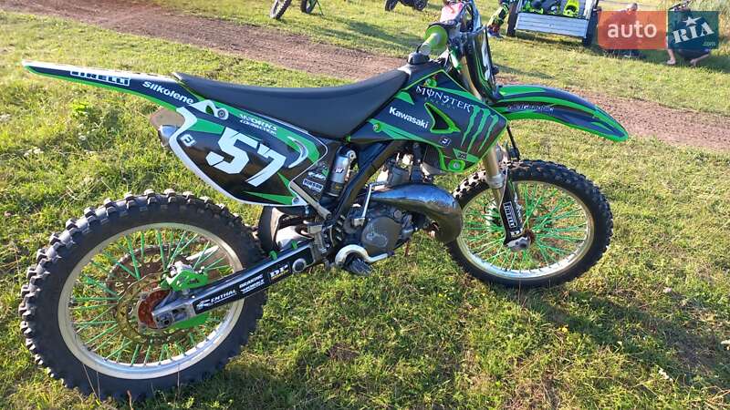 Мотоцикл Кросс Kawasaki KX 2006 в Ромнах