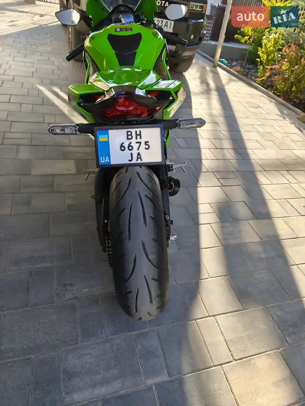 さき 10r__564490865f.jpg