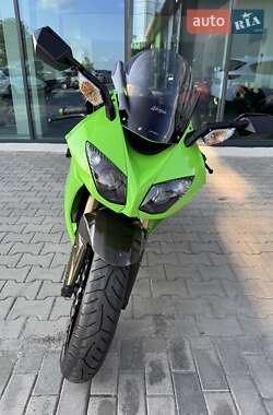 Спортбайк Kawasaki Ninja 1000 ZX-10R 2008 в 