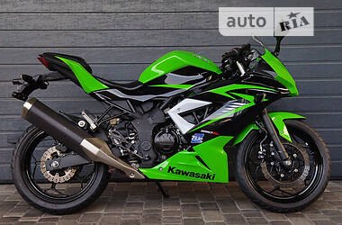 Kawasaki Ninja 250 SL 2015