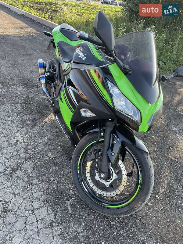 Спортбайк Kawasaki Ninja 250 2016 в Хмельницком