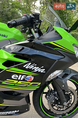 Спортбайк Kawasaki Ninja 250 2018 в 